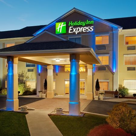 New Milford Holiday Inn Express & Suites Gibson By Ihg מראה חיצוני תמונה