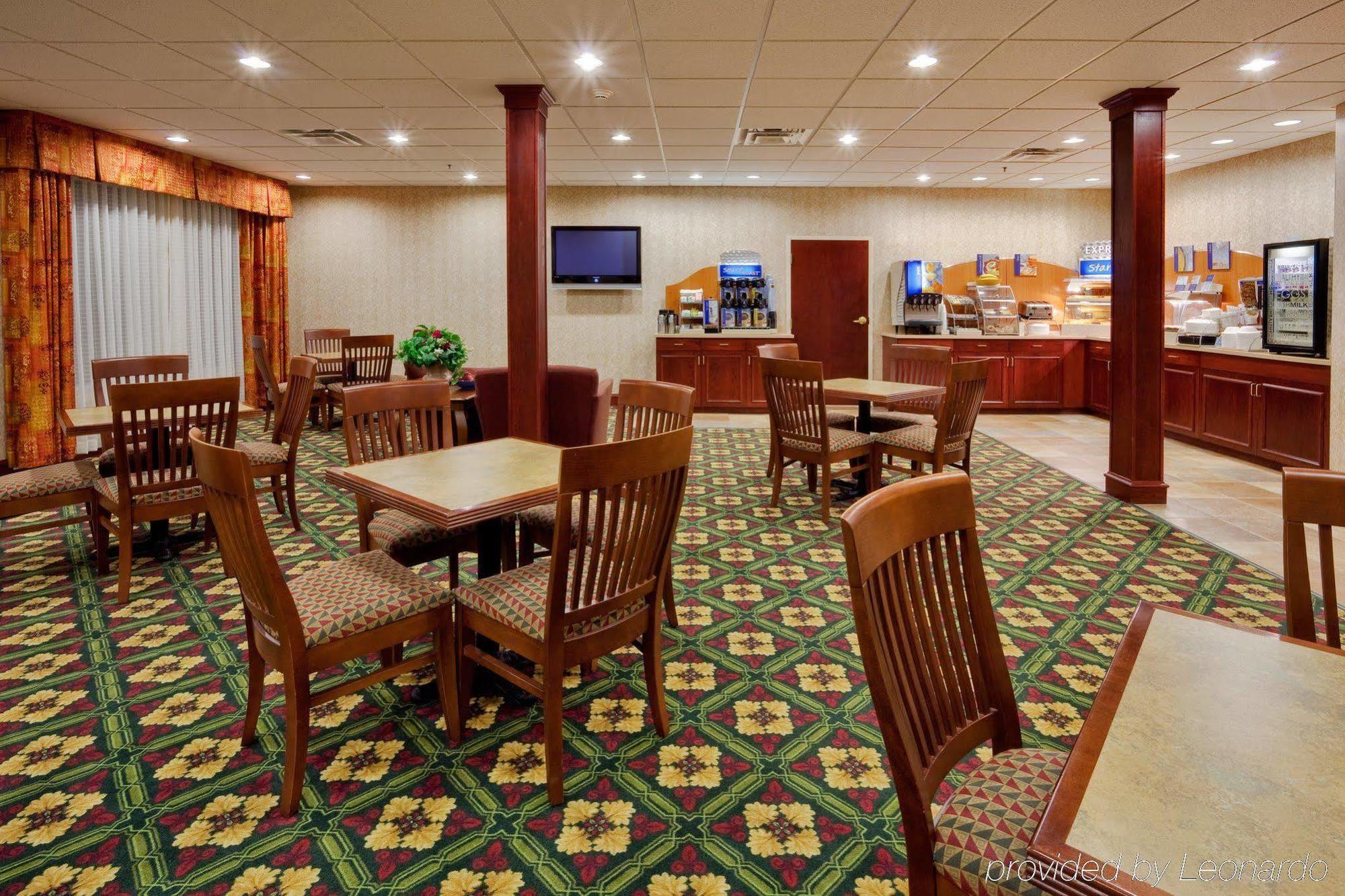 New Milford Holiday Inn Express & Suites Gibson By Ihg מראה חיצוני תמונה