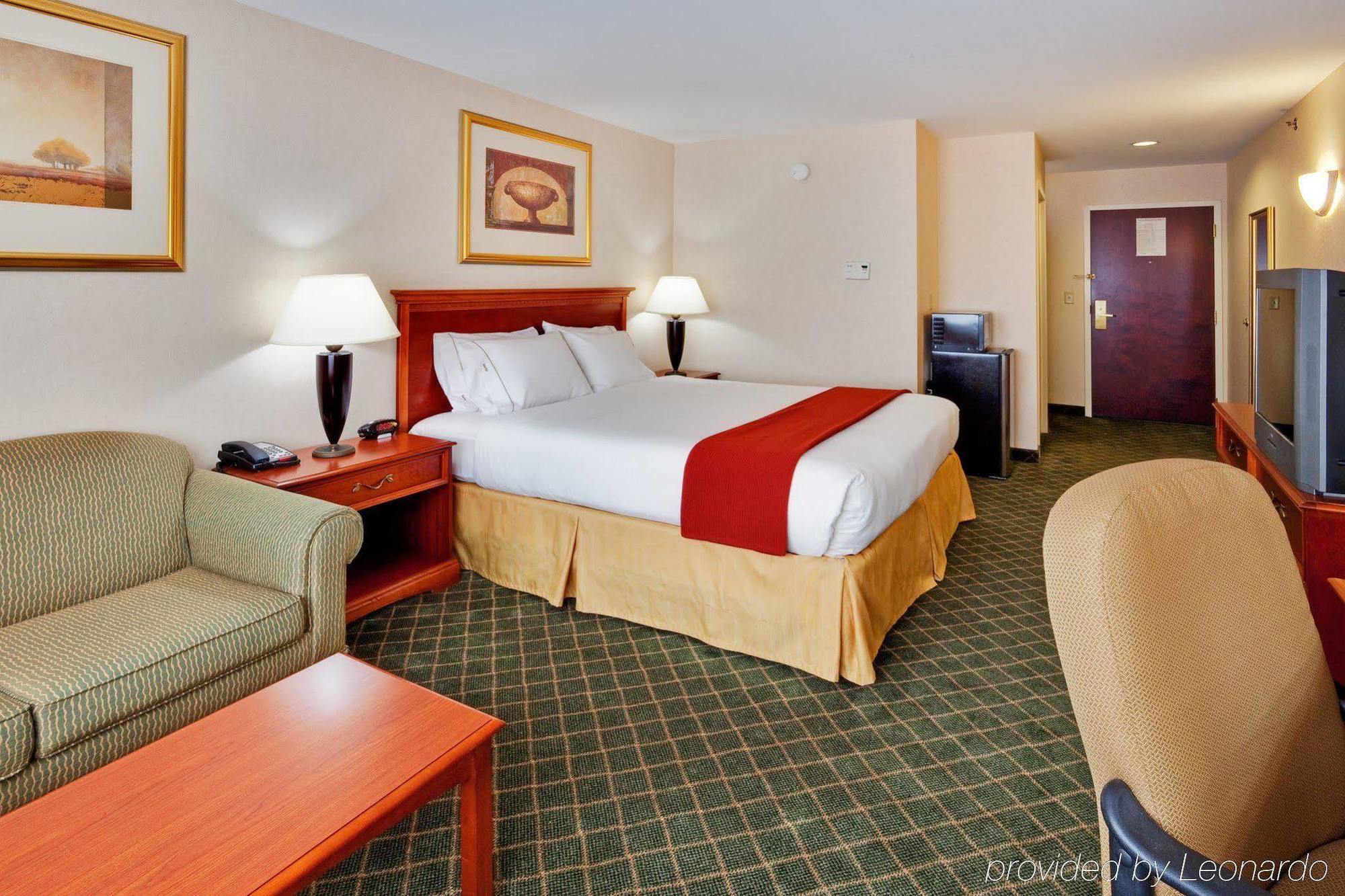 New Milford Holiday Inn Express & Suites Gibson By Ihg מראה חיצוני תמונה
