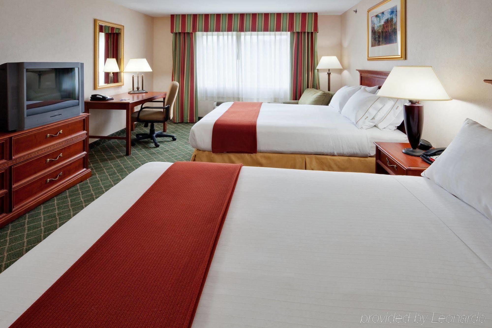 New Milford Holiday Inn Express & Suites Gibson By Ihg מראה חיצוני תמונה