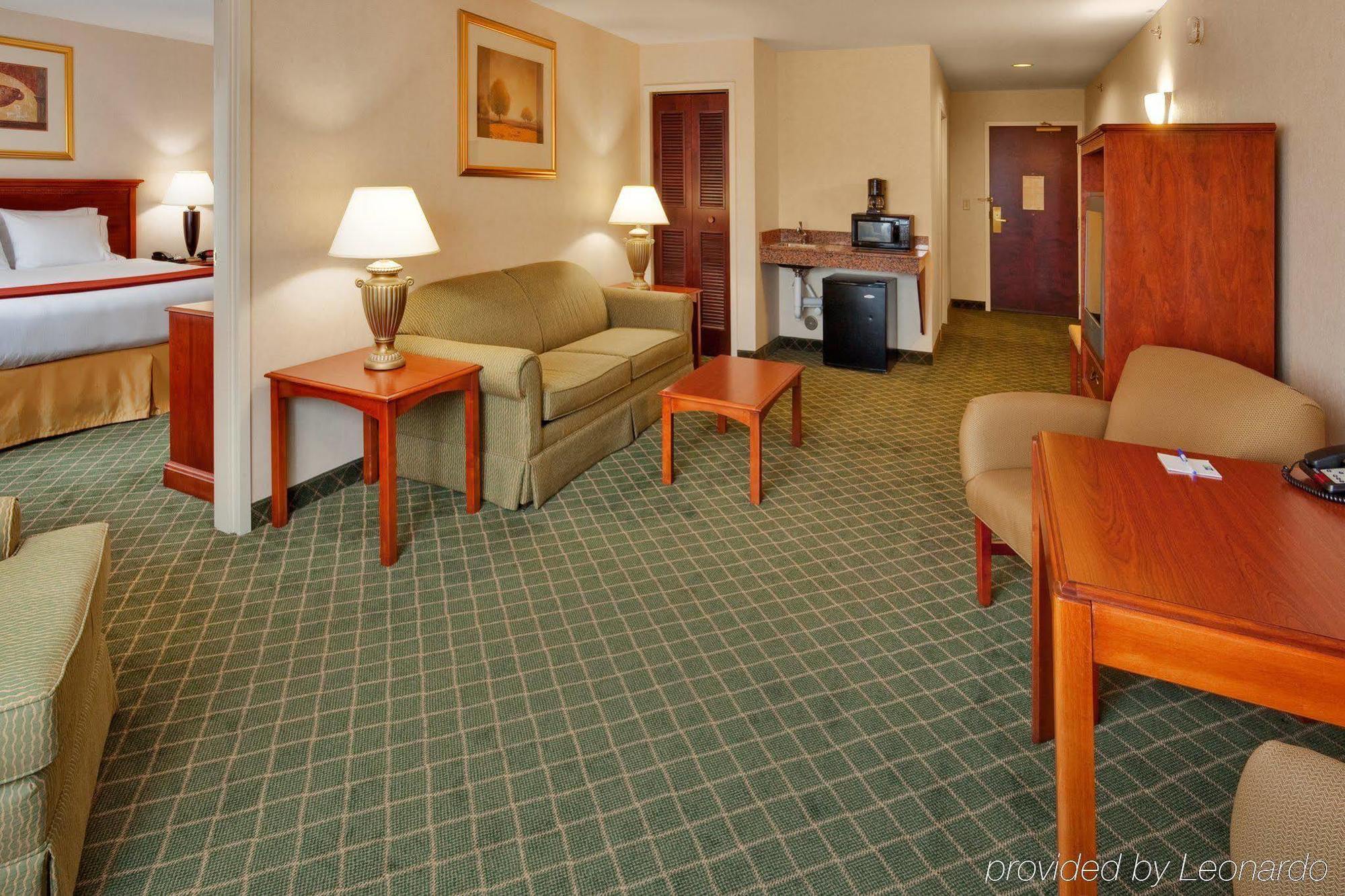 New Milford Holiday Inn Express & Suites Gibson By Ihg מראה חיצוני תמונה